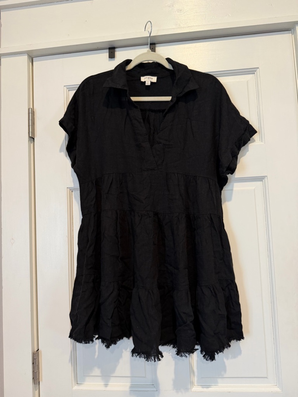 Umgee Black Tiered Short-Sleeve Tunic with Frayed Hem